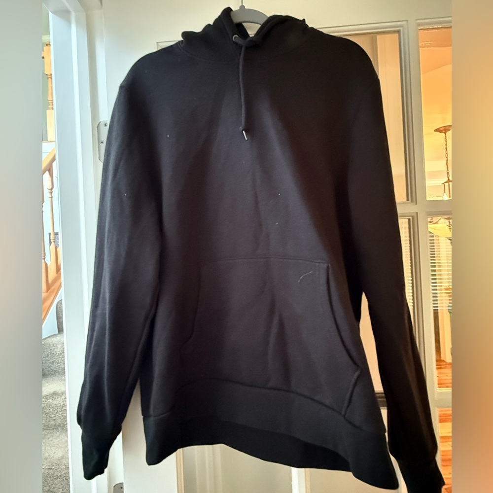 Old Navy Men's Black Hoodie Sweater